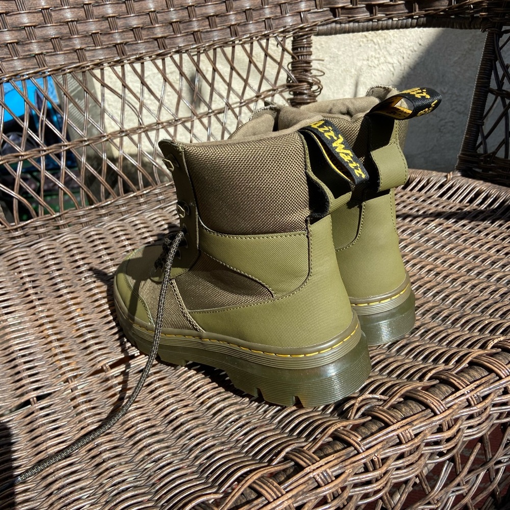 Olive Doctor Martin Boots sz:12